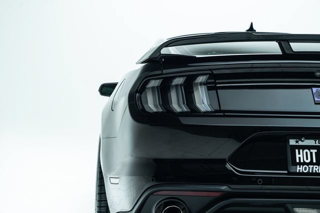 Used 2022 Ford Mustang Premium w/ Equipment Group 201A RWD image 17