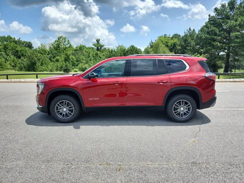 New 2025 GMC Acadia Elevation image 2