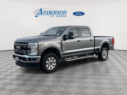 Used 2024 Ford F350 XLT w/ FX4 Off-Road Package image 1