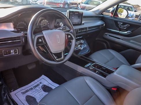 Used 2022 Lincoln Corsair FWD image 8