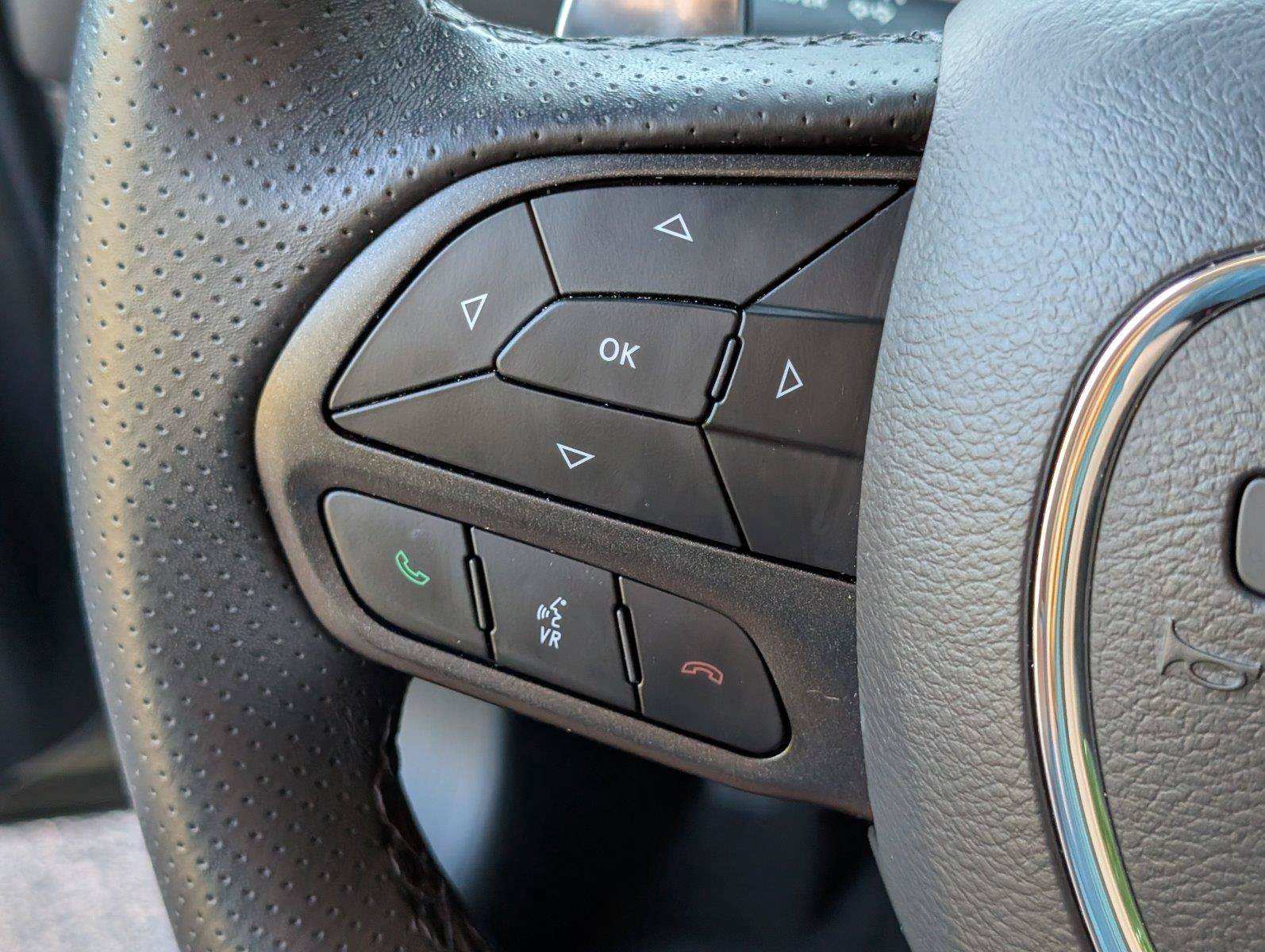 Used 2023 Dodge Challenger R/T RWD image 31