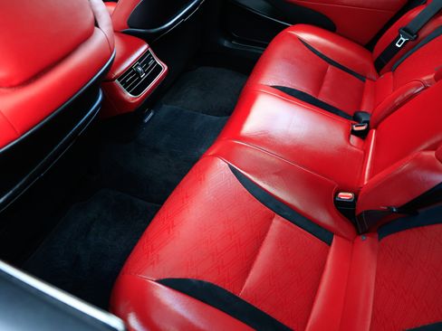 Used 2018 Lexus LS 500 F Sport w/ Accessory Package (Z2) image 13