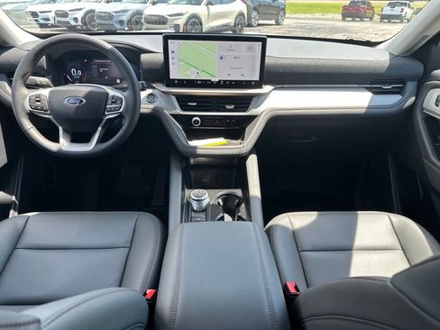 New 2026 Ford Explorer Active w/ Active Comfort Package RWD image 12