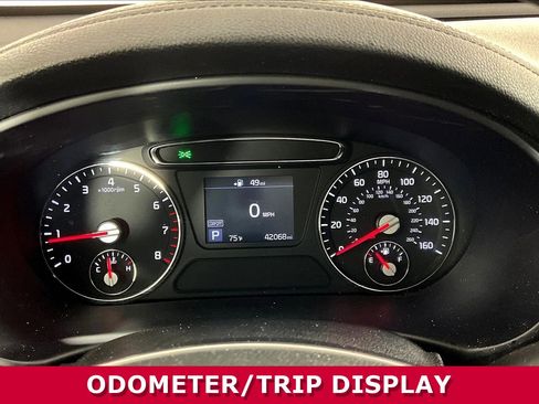 Used 2020 Kia Sorento LX AWD/4WD image 12