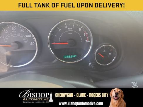 Used 2017 Jeep Wrangler Sport AWD/4WD image 2