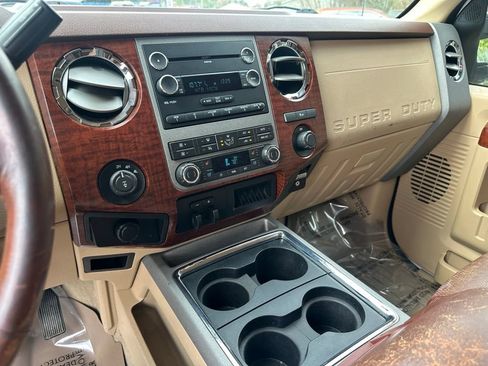 Used 2011 Ford F250 King Ranch w/ King Ranch w/Chrome Pkg AWD/4WD image 18