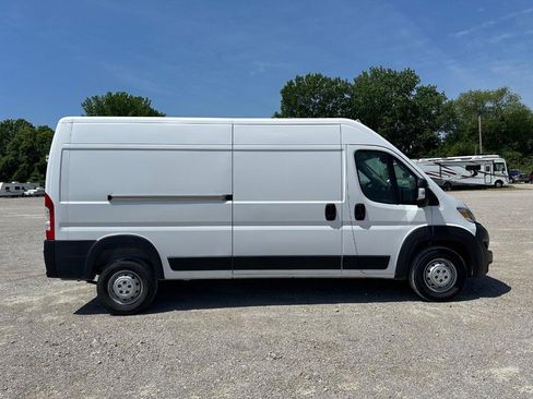 Used 2023 RAM ProMaster 2500 FWD image 6