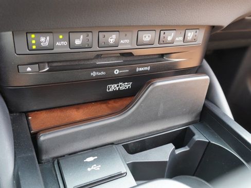 Used 2022 Lexus ES 300h Ultra Luxury w/ Accessory Package 2 FWD image 20