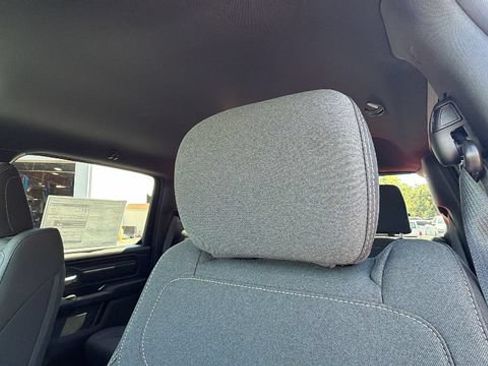 New 2026 RAM 1500 Express AWD/4WD image 21