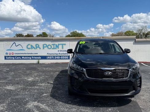 Used 2020 Kia Sorento LX FWD image 1