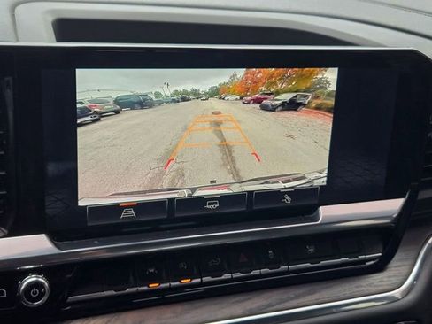 Used 2023 GMC Sierra 1500 SLT w/ SLT Premium Package image 13