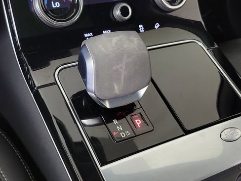 Used 2021 Land Rover Range Rover Velar S AWD/4WD image 32