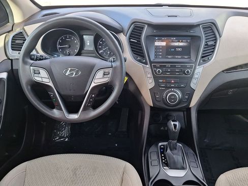 Used 2017 Hyundai Santa Fe Sport image 15