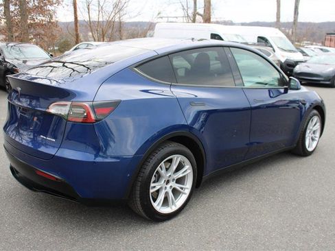 Used 2021 Tesla Model Y Long Range image 8