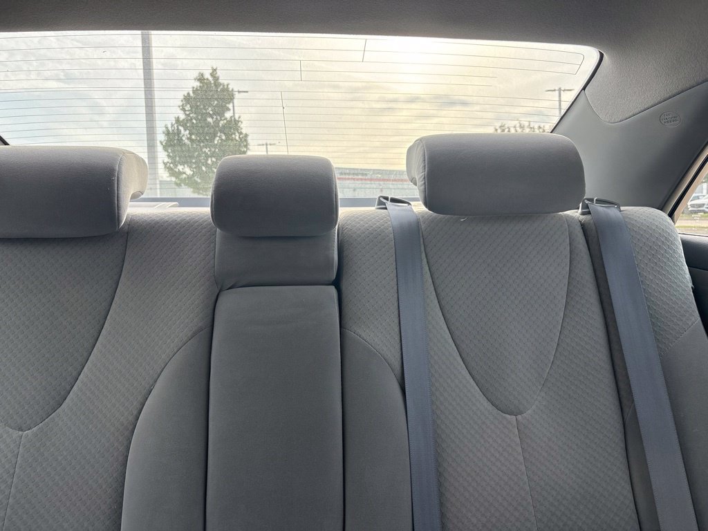Used 2009 Toyota Camry LE FWD image 19