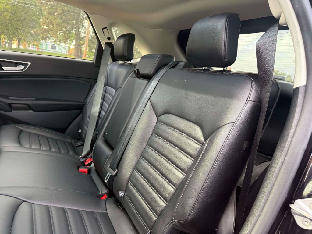 Used 2023 Ford Edge SEL w/ Convenience Package AWD/4WD image 13