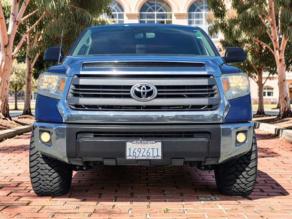 Used 2014 Toyota Tundra SR5 w/ SR5 Upgrade Package RWD image 3