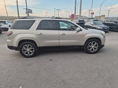 Used 2016 GMC Acadia SLT w/ Open Road Package FWD image 4