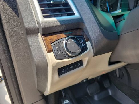 Used 2014 Ford Explorer Limited w/ Equipment Group 302A AWD/4WD image 24