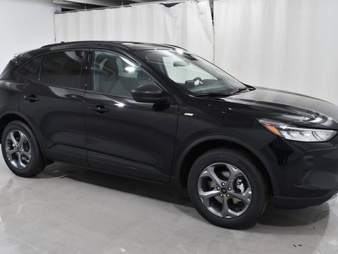 New 2025 Ford Escape ST-Line w/ Cold Weather Package image 8