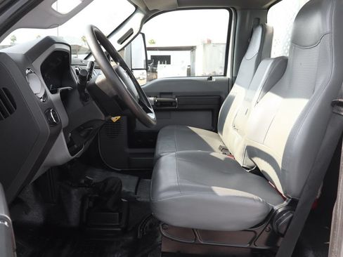 Used 2023 Ford F650 2WD Regular Cab Super Duty image 18