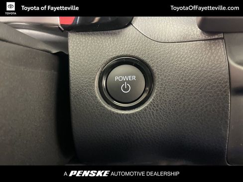 Used 2026 Toyota Camry SE image 32