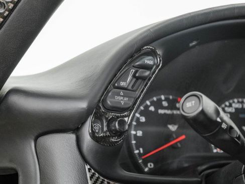 Used 2004 Chevrolet Corvette AUTOMATIC LEATHER SEATS BOSE S w/ Preferred Equipment Group image 18