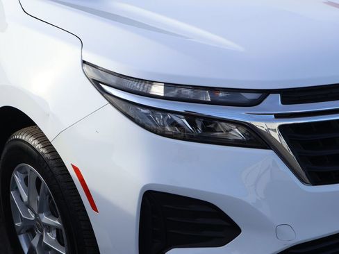 Certified 2024 Chevrolet Equinox LS w/ Driver Confidence II Package image 4