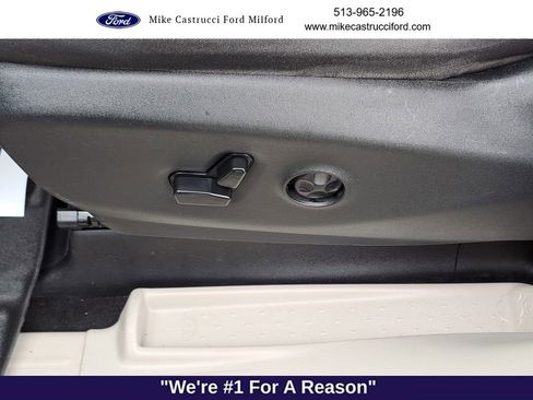 Used 2018 Chrysler Pacifica Touring Plus w/ Tire & Wheel Group image 20