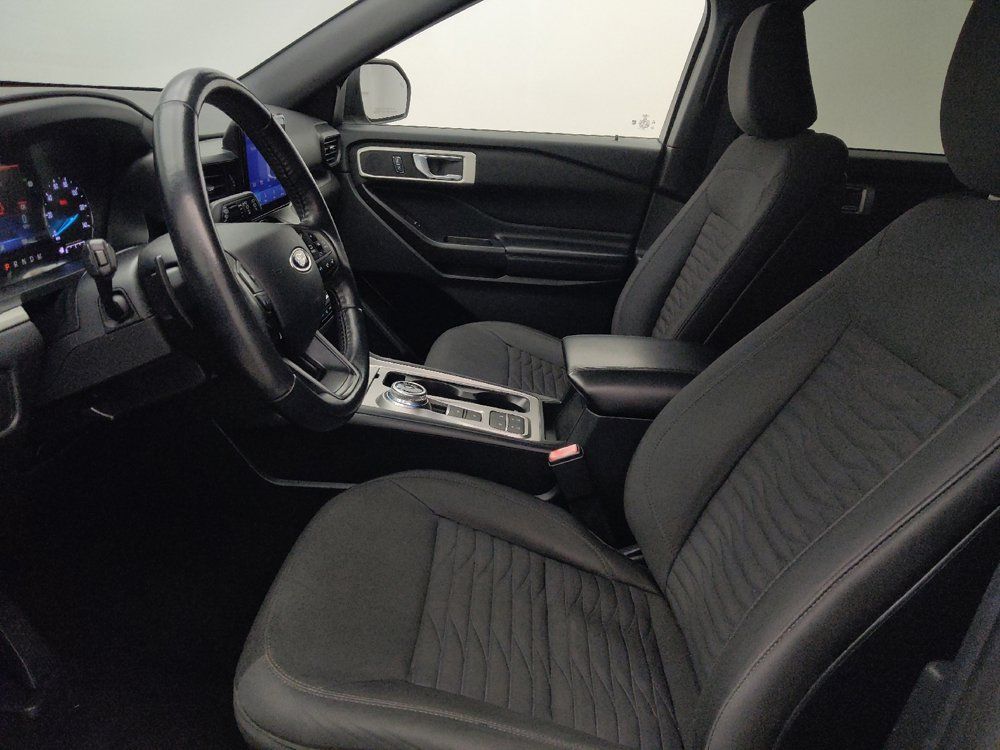 Used 2020 Ford Explorer XLT RWD image 17