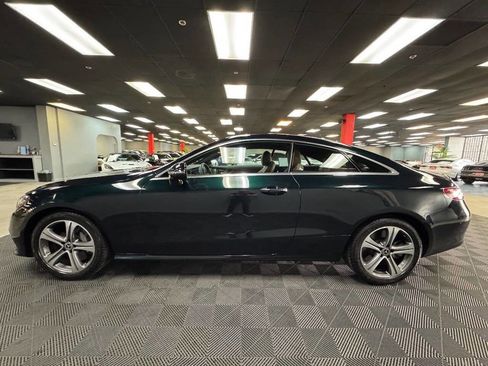 Used 2018 Mercedes-Benz E 400 Coupe image 9
