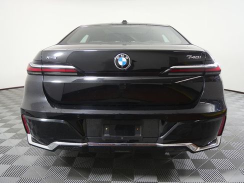 Certified 2024 BMW 740i xDrive image 4