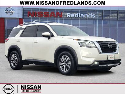 Certified 2022 Nissan Pathfinder SL