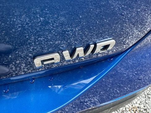 Used 2019 Chevrolet Equinox LS AWD/4WD image 40