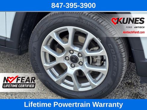Used 2025 Jeep Compass Limited AWD/4WD image 9