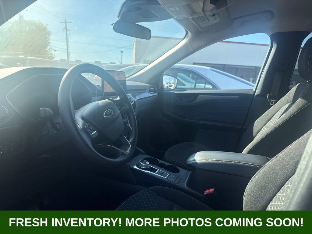 Used 2025 Ford Escape Active FWD image 8