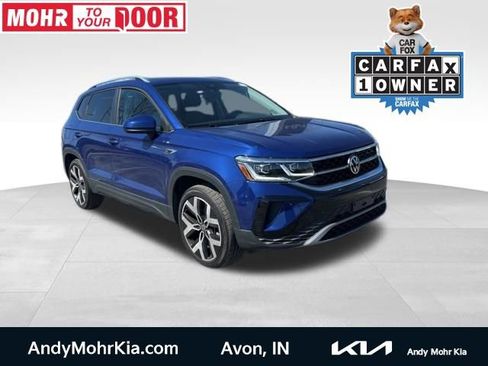 Used 2022 Volkswagen Taos SEL image 1