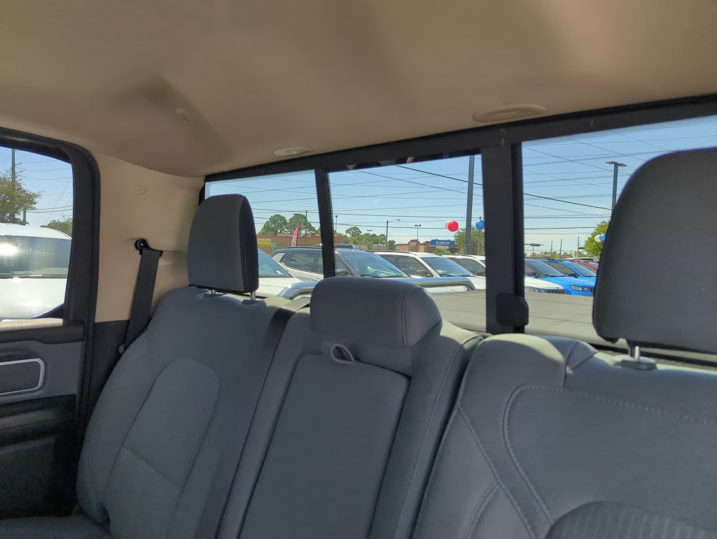 Used 2020 RAM 1500 Big Horn AWD/4WD image 28