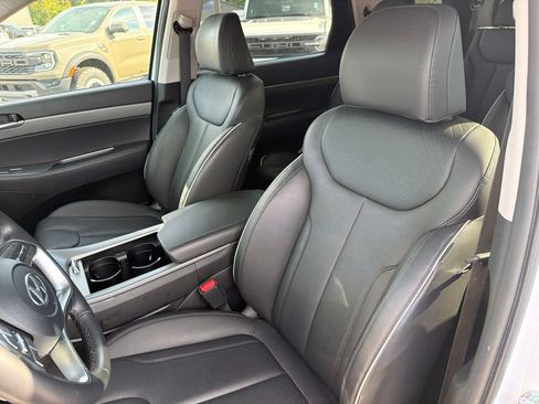 Used 2025 Hyundai Palisade SEL FWD image 18