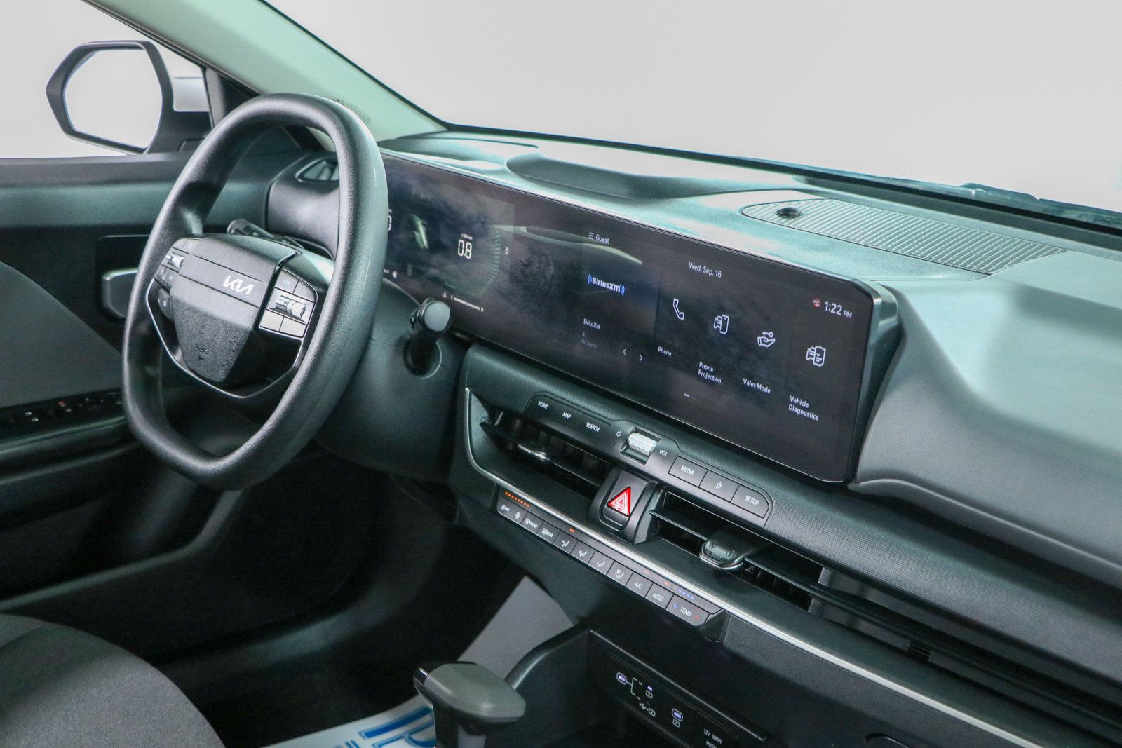 Used 2025 Kia K4 FWD image 25