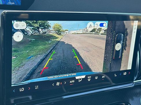 New 2026 Ford Expedition Platinum image 18