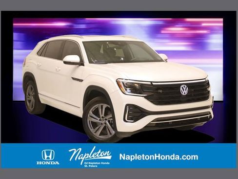 Used 2024 Volkswagen Atlas Cross Sport SEL R-Line image 1