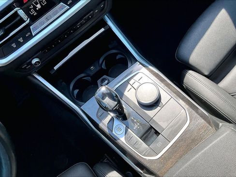 Used 2020 BMW 330i Sedan w/ Driving Assistance Package RWD image 17