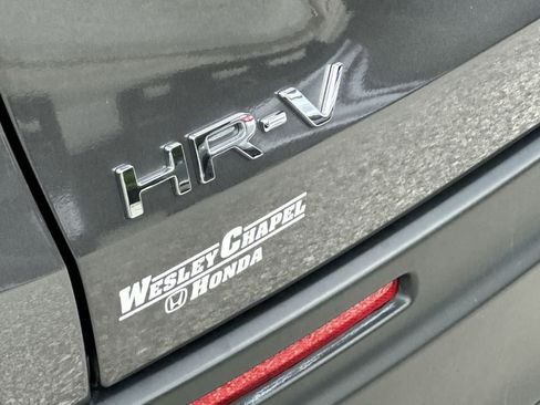 Used 2025 Honda HR-V LX image 11