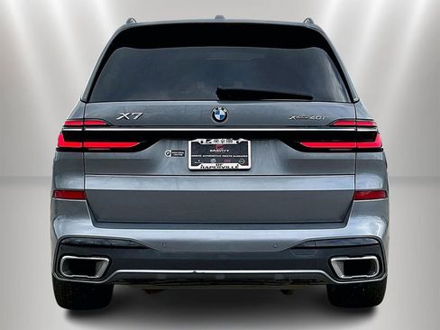 Used 2023 BMW X7 xDrive40i AWD/4WD image 5