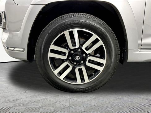 Used 2016 Toyota 4Runner Limited AWD/4WD image 33