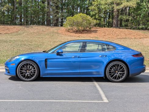 Certified 2019 Porsche Panamera 4 AWD/4WD image 2