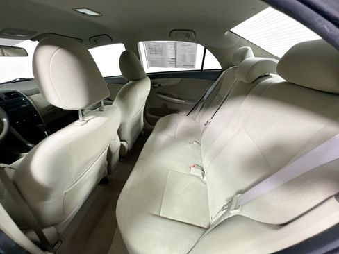 Used 2010 Toyota Corolla LE FWD image 27