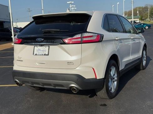 Used 2019 Ford Edge SEL w/ Equipment Group 201A image 3