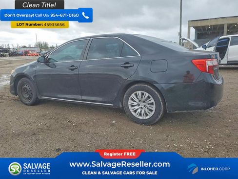 Used 2012 Toyota Camry LE image 3